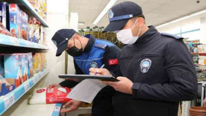 Toroslar’da fahiş fiyat ve stok denetimleri sürüyor