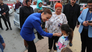 AK PARTİLİ VEKİL ADAYI SÖYLEMEZ’E ANAMUR’DA YOĞUN İLGİ